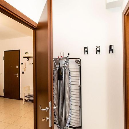 טורינו Come Casa Like Home Apartment With Parking מראה חיצוני תמונה