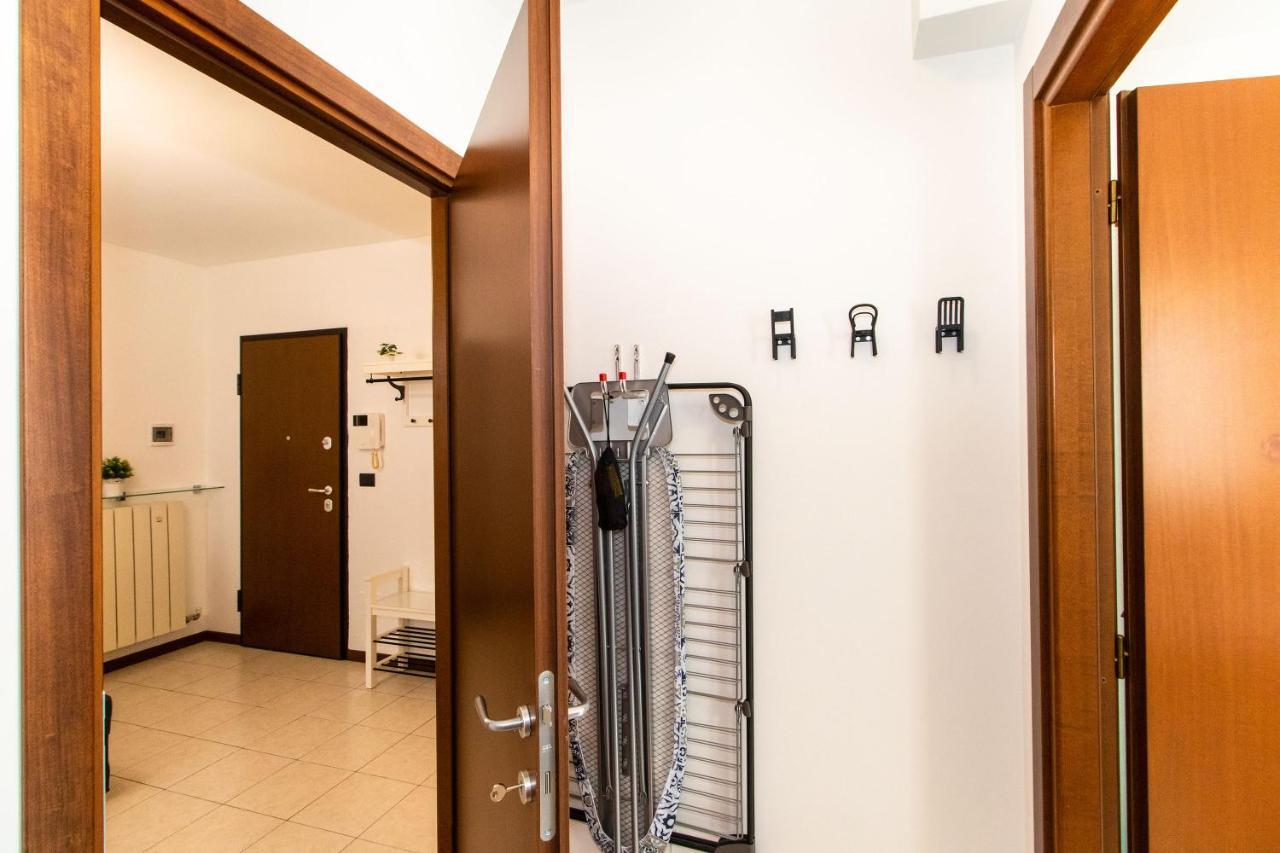 טורינו Come Casa Like Home Apartment With Parking מראה חיצוני תמונה