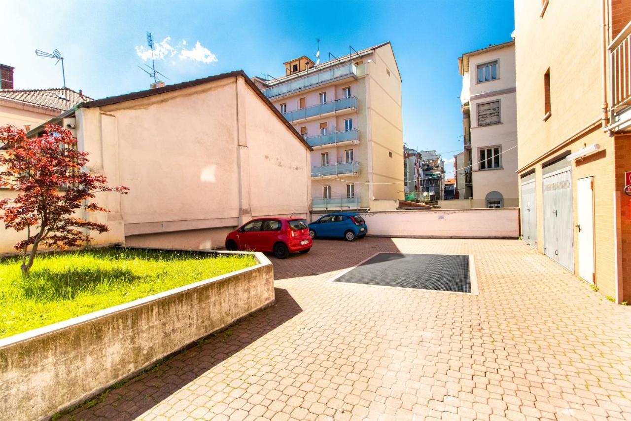 טורינו Come Casa Like Home Apartment With Parking מראה חיצוני תמונה